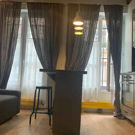 Apartment Coeur Saint-germain 6 Odeon Luxembourg Aldaro